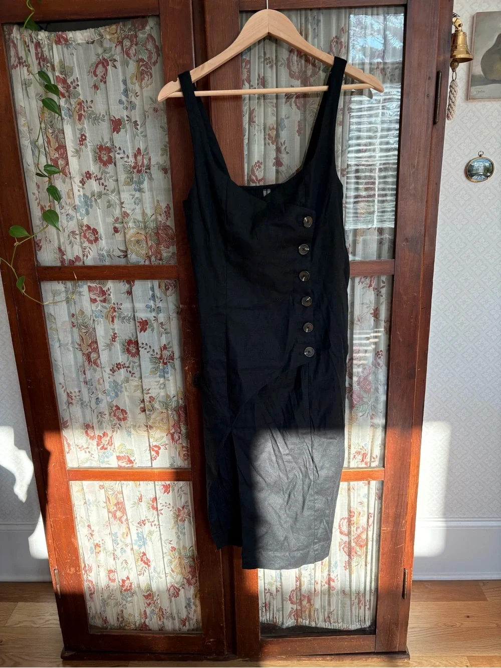 AnthropologieBlack Button-Front Linen Blend Midi Dress Small